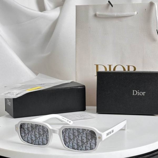 Dior Sunglasses AAA (167)