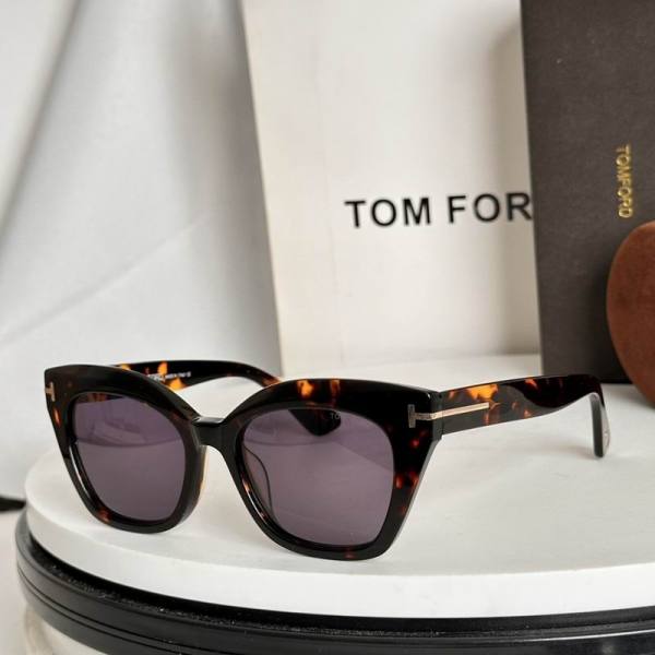 Tom Ford Sunglasses AAA (1379)