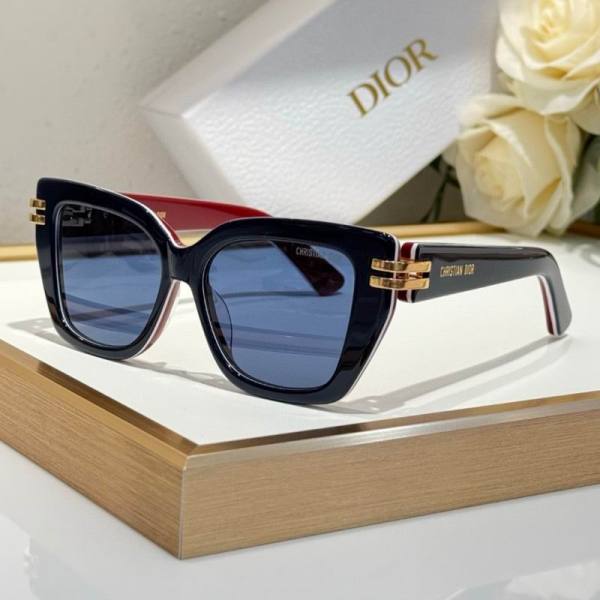 Dior Sunglasses AAA (117)