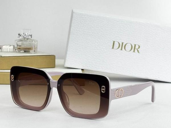 Dior Sunglasses AAA (720)
