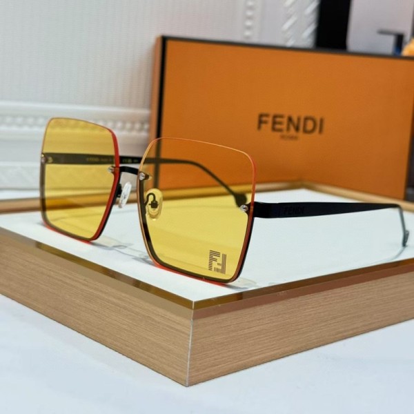 Fendi Sunglasses AAA (303)