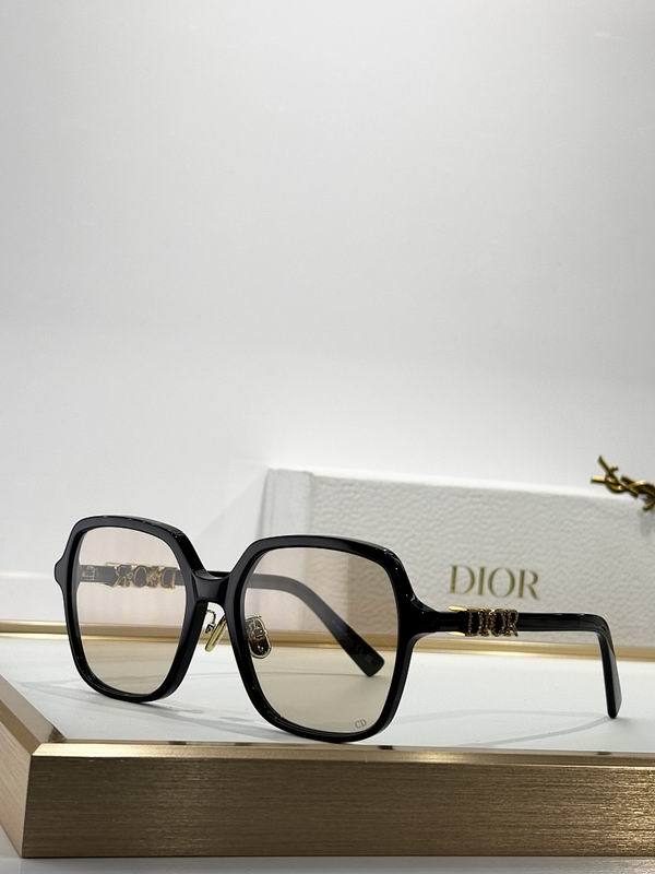 Dior Sunglasses AAA (1077)