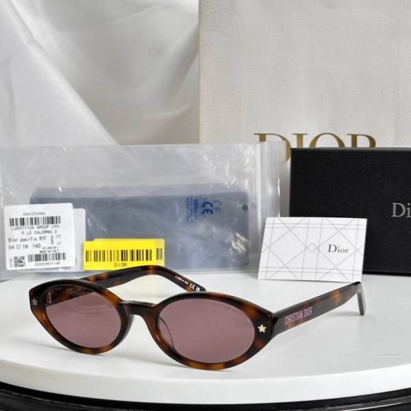 Dior Sunglasses AAA (162)