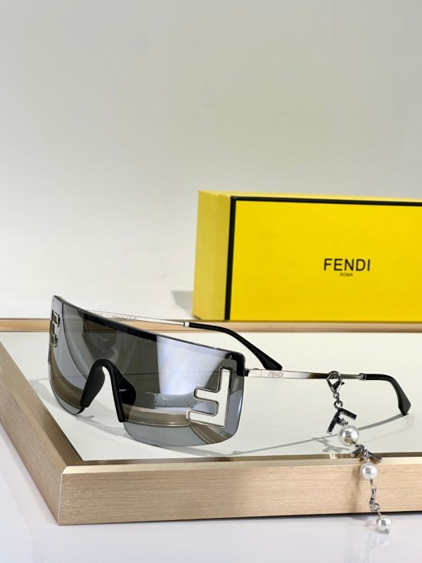 Fendi Sunglasses AAA (177)