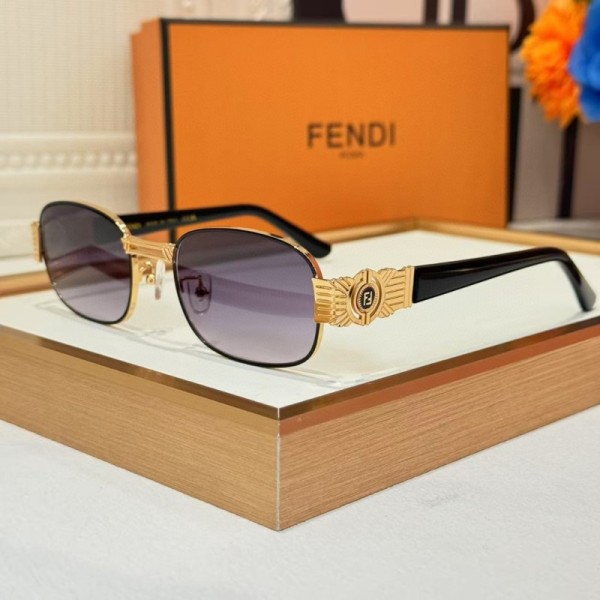 Fendi Sunglasses AAA (360)