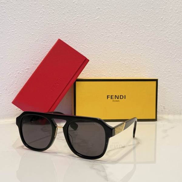 Fendi Sunglasses AAA (566)