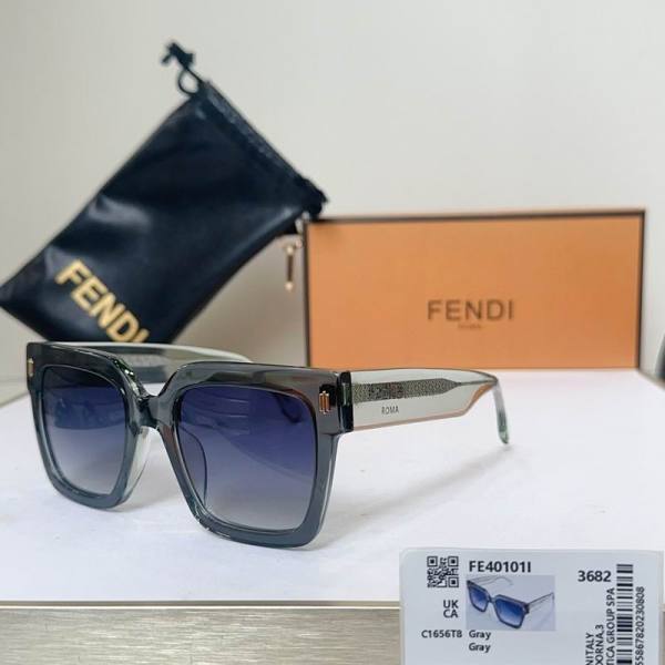 Fendi Sunglasses AAA (418)