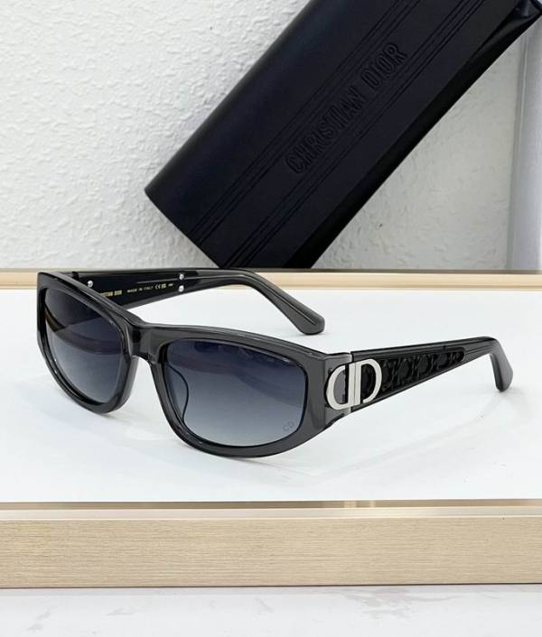 Dior Sunglasses AAA (594)