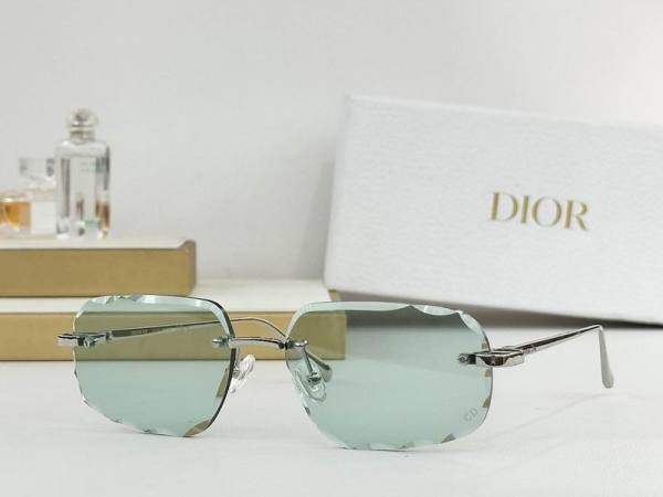 Dior Sunglasses AAA (770)