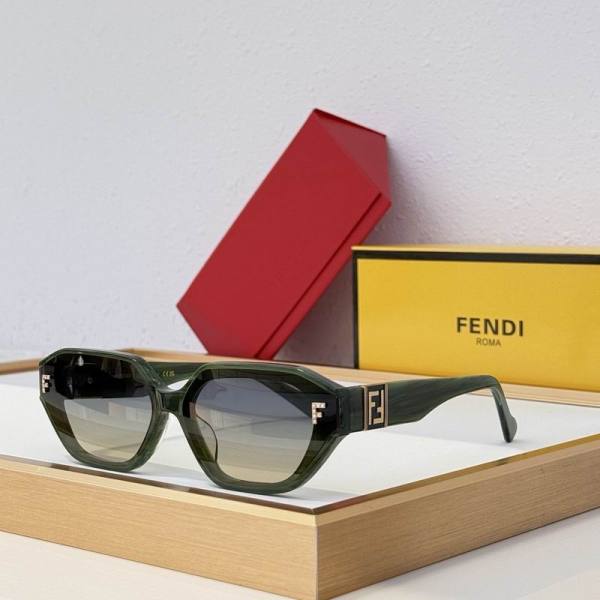 Fendi Sunglasses AAA (667)