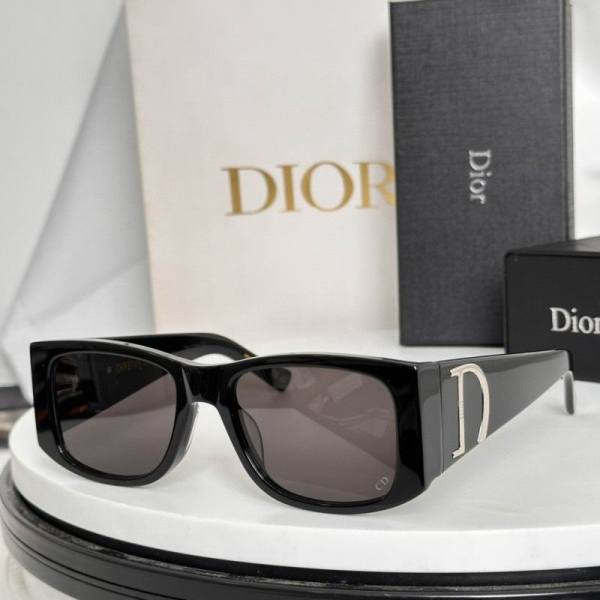 Dior Sunglasses AAA (188)
