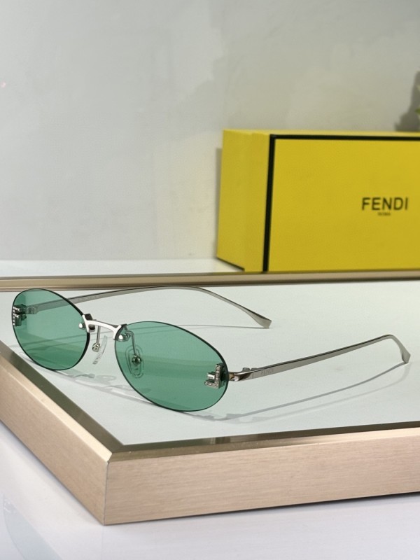 Fendi Sunglasses AAA (242)