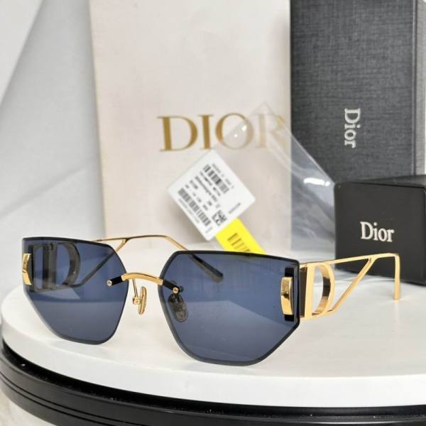 Dior Sunglasses AAA (559)