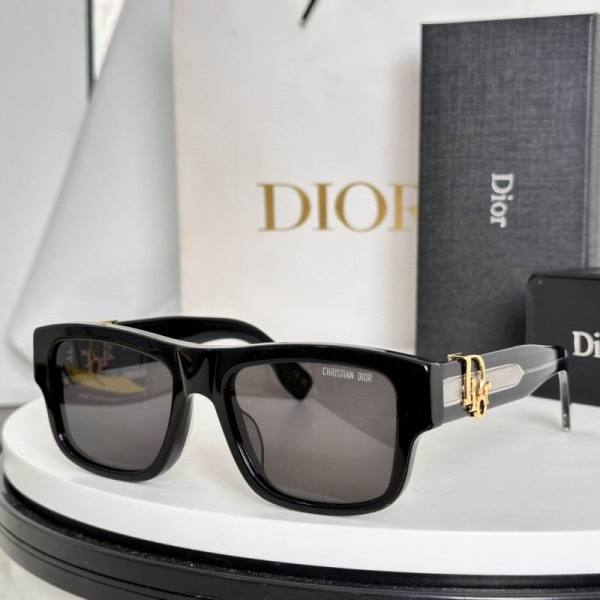 Dior Sunglasses AAA (285)