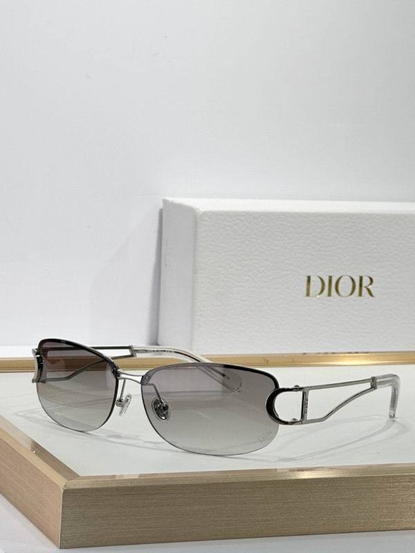 Dior Sunglasses AAA (482)