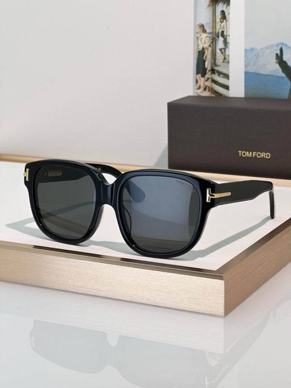 Tom Ford Sunglasses AAA (541)