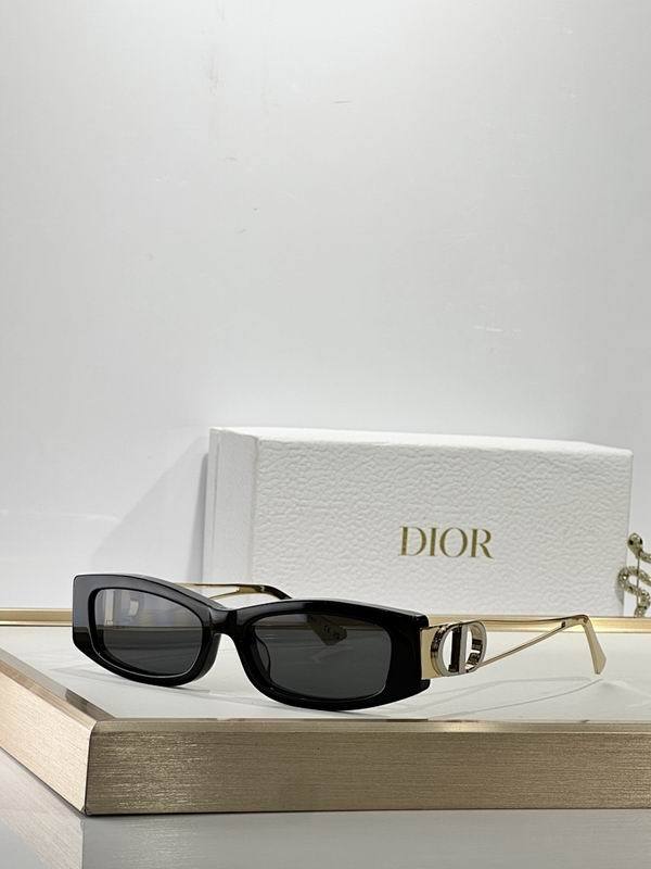Dior Sunglasses AAA (799)