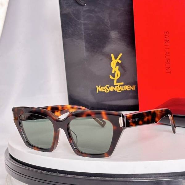 YSL Sunglasses AAA (421)