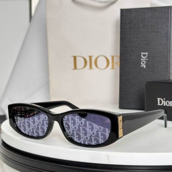 Dior Sunglasses AAA (405)