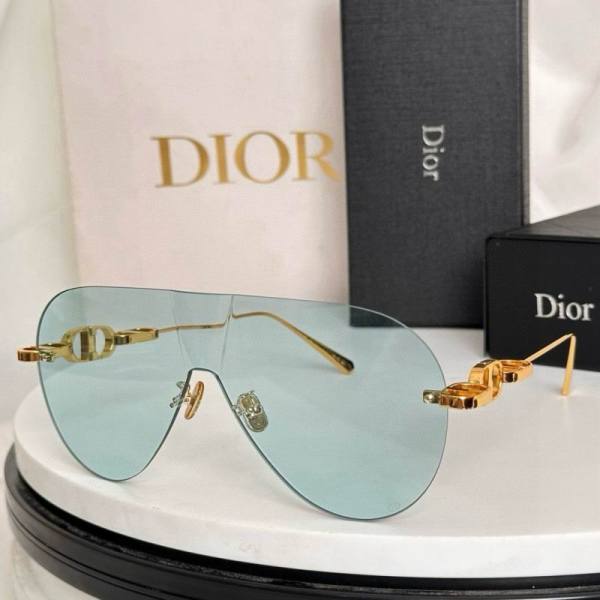 Dior Sunglasses AAA (269)