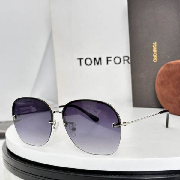 Tom Ford Sunglasses AAA (572)