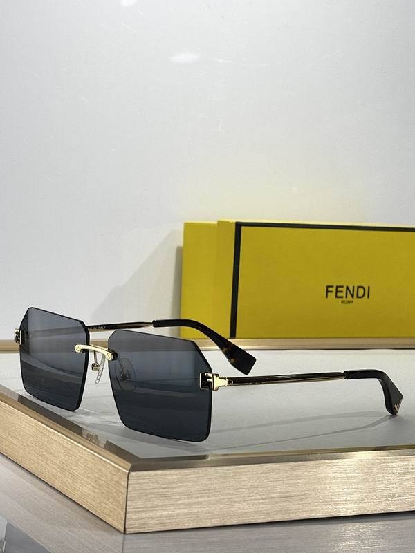 Fendi Sunglasses AAA (622)