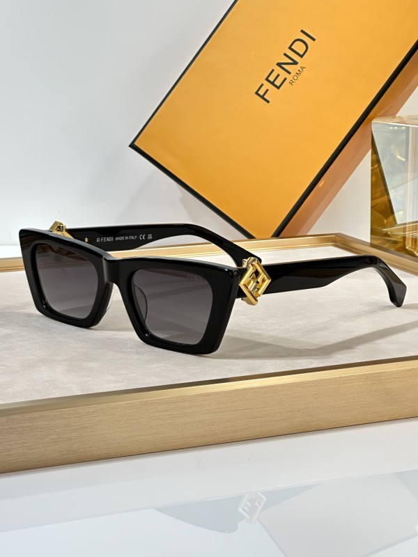 Fendi Sunglasses AAA (6)