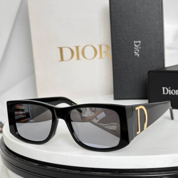Dior Sunglasses AAA (183)