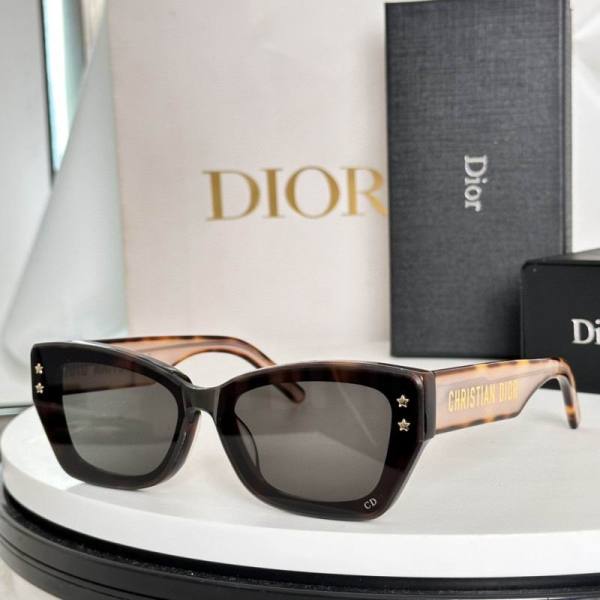 Dior Sunglasses AAA (260)