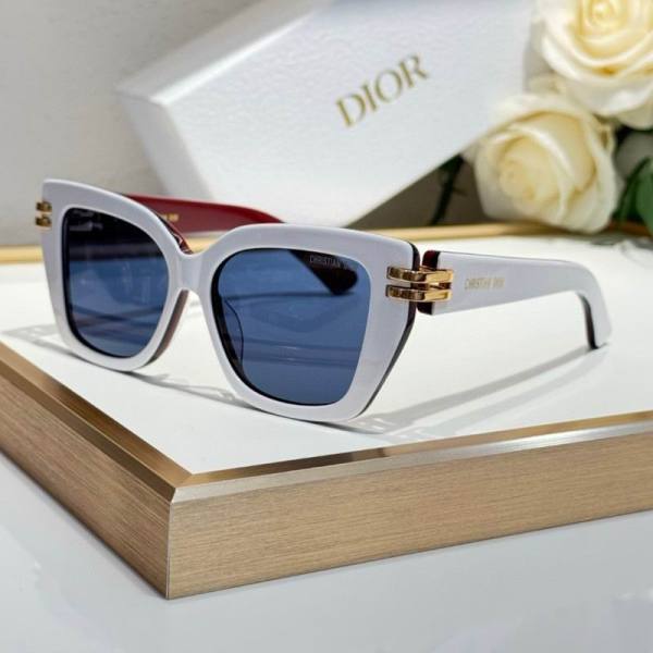 Dior Sunglasses AAA (113)