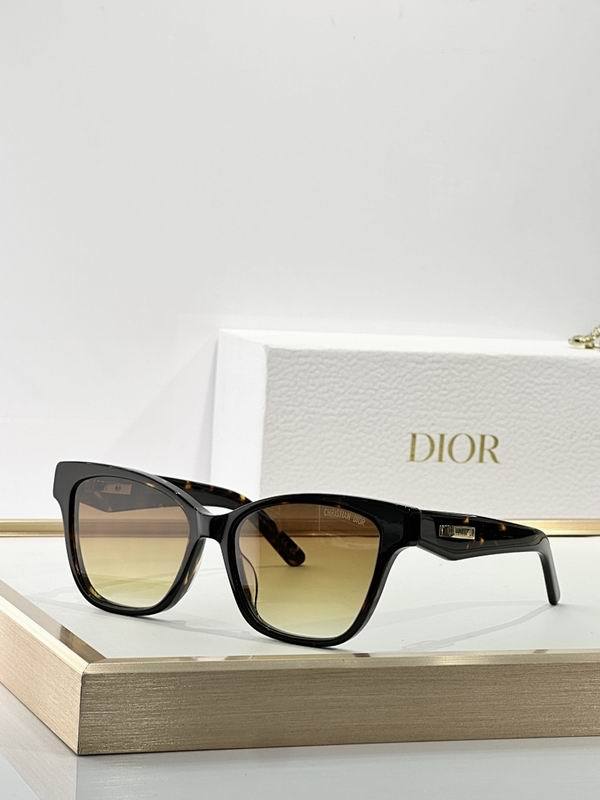 Dior Sunglasses AAA (695)