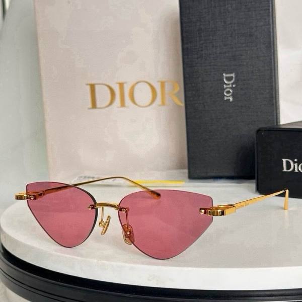 Dior Sunglasses AAA (941)