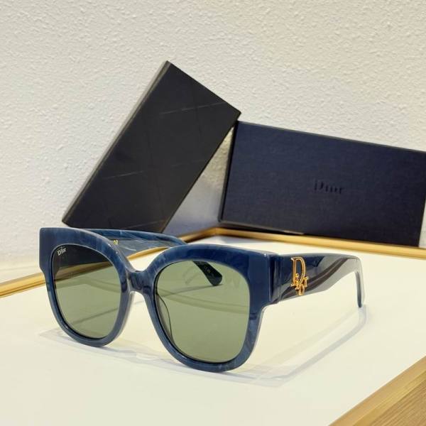 Dior Sunglasses AAA (750)