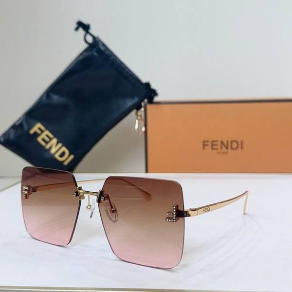 Fendi Sunglasses AAA (423)
