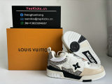 LV SNEAKERS (105)
