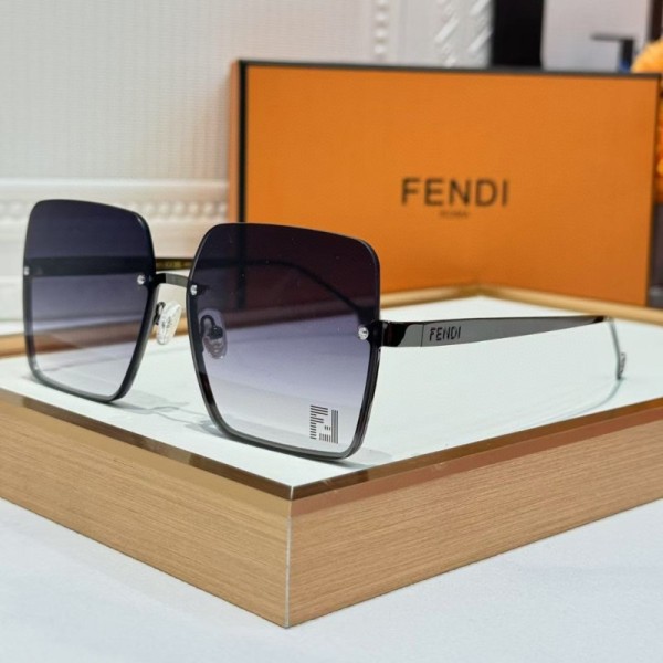 Fendi Sunglasses AAA (305)
