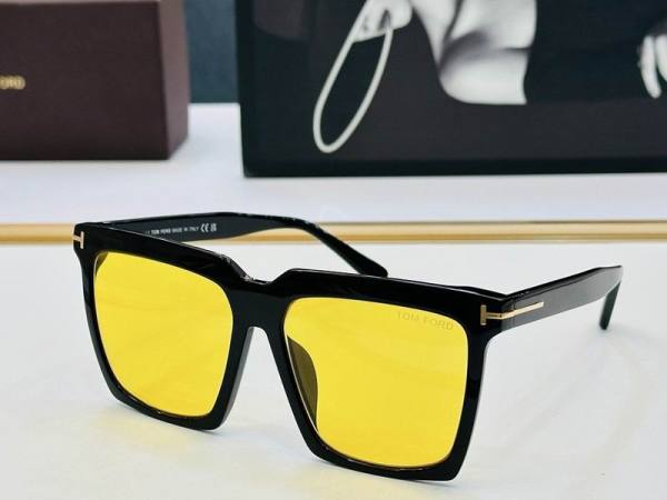 Tom Ford Sunglasses AAA (1237)