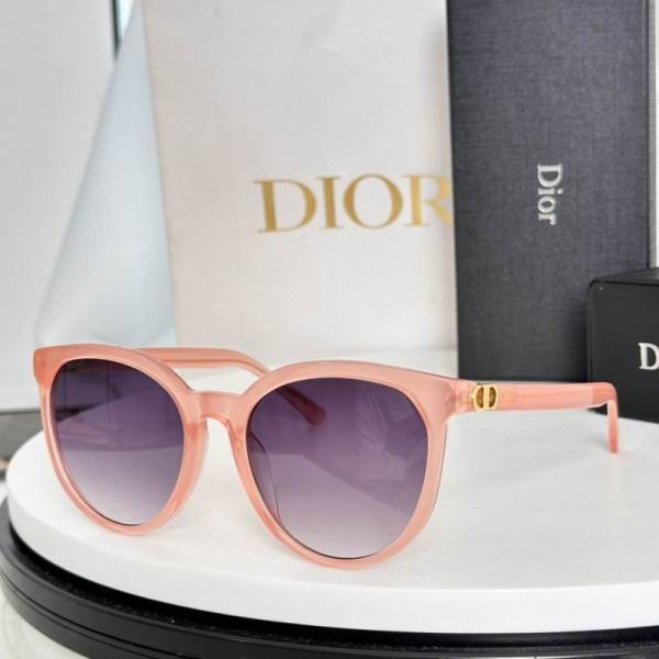 Dior Sunglasses AAA (299)