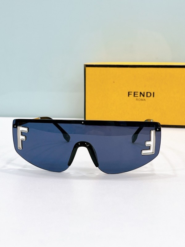Fendi Sunglasses AAA (207)