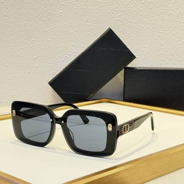 Dior Sunglasses AAA (758)