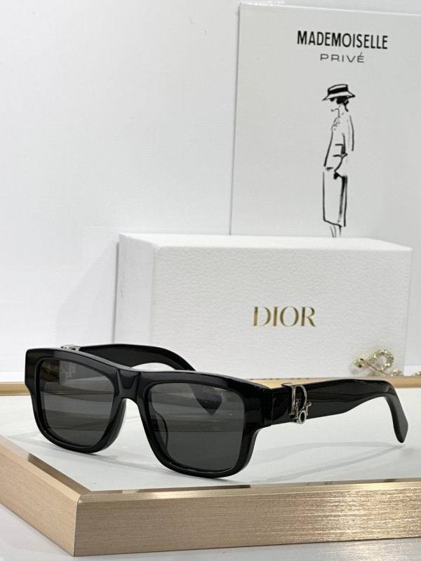 Dior Sunglasses AAA (246)