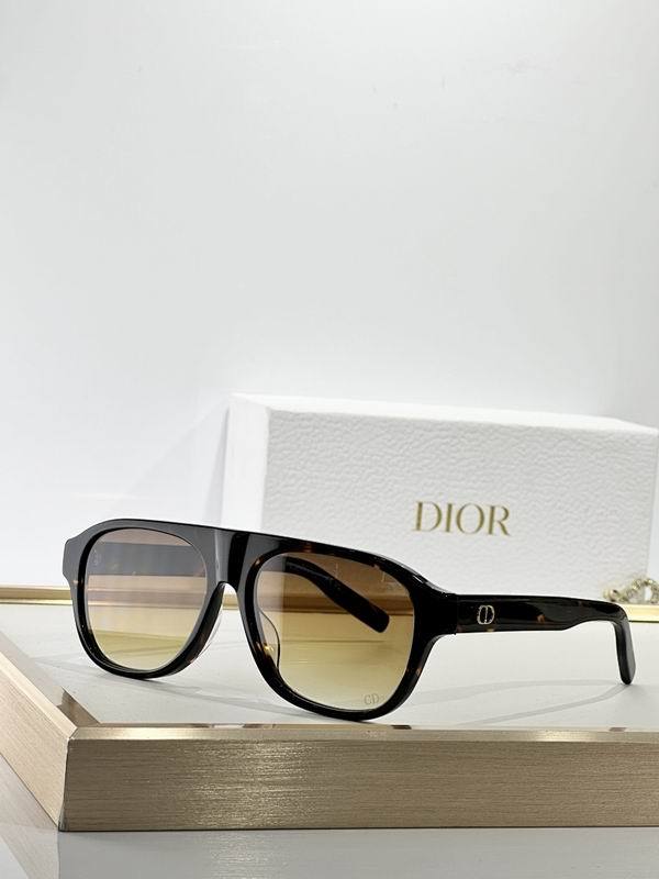 Dior Sunglasses AAA (682)