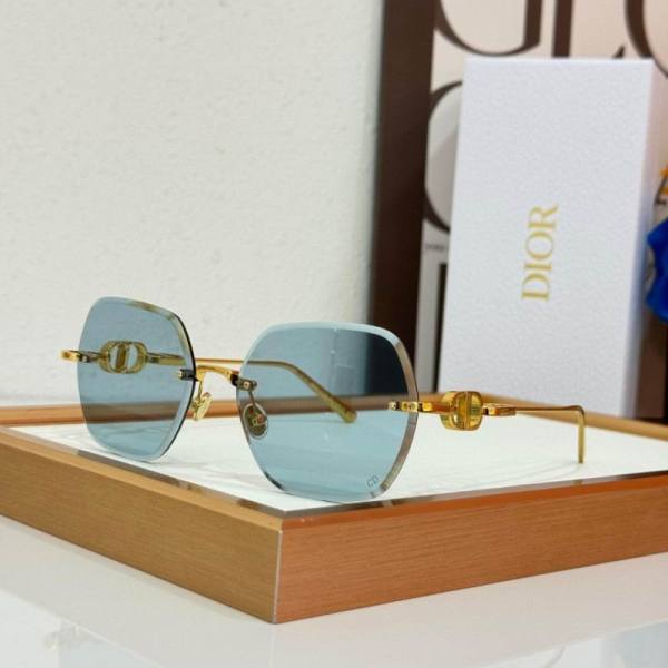 Dior Sunglasses AAA (504)