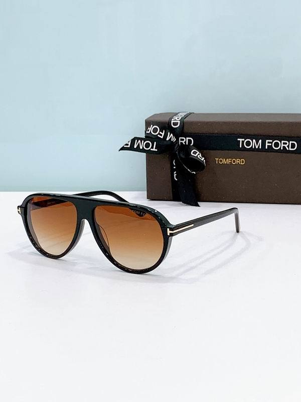 Tom Ford Sunglasses AAA (932)