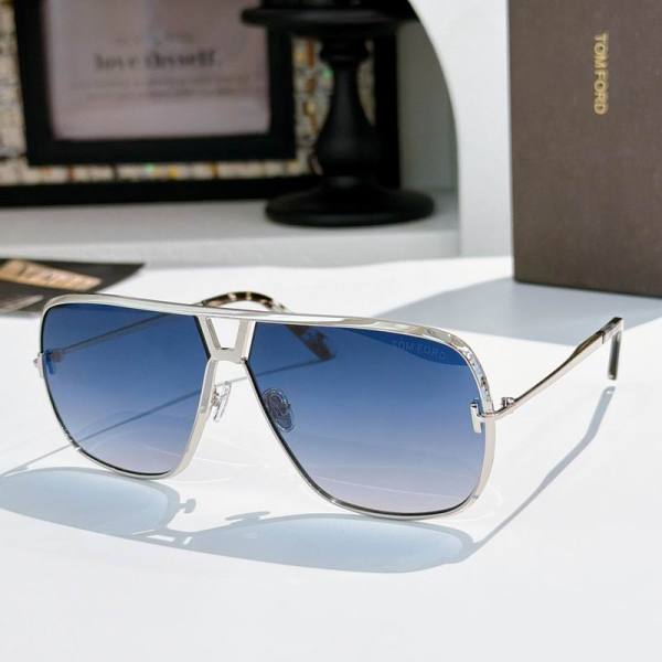 Tom Ford Sunglasses AAA (927)