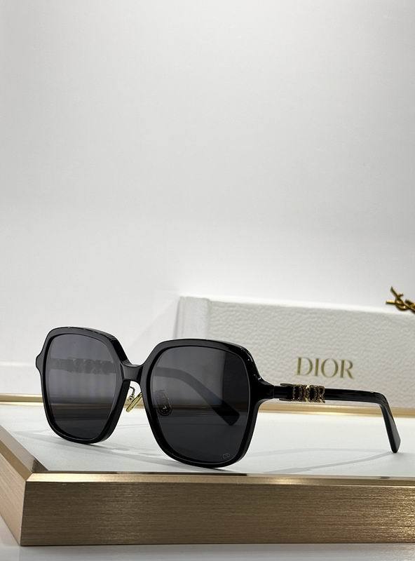 Dior Sunglasses AAA (1081)