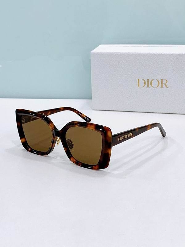 Dior Sunglasses AAA (825)