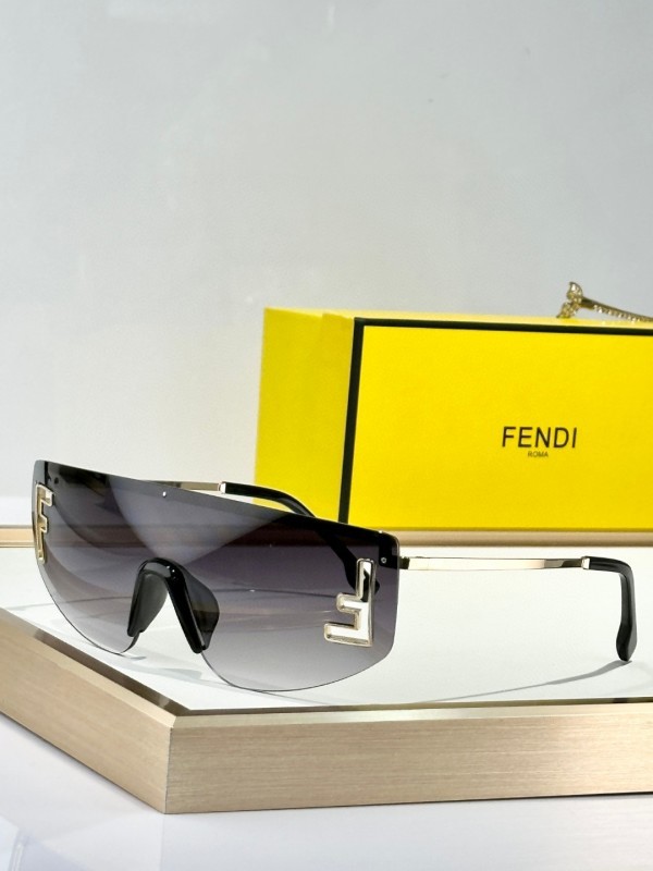 Fendi Sunglasses AAA (134)