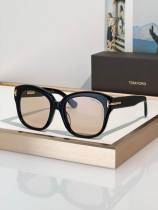 Tom Ford Sunglasses AAA (553) Tom Ford Sunglasses AAA (553)