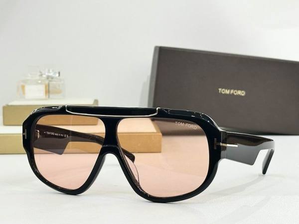 Tom Ford Sunglasses AAA (1132)